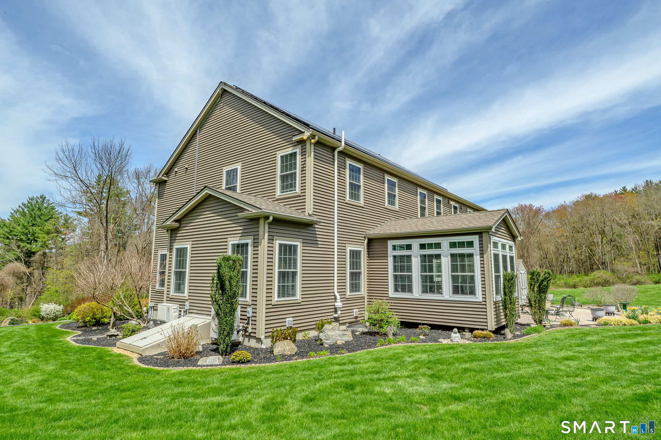 10 Heritage Road Putnam CT 06260