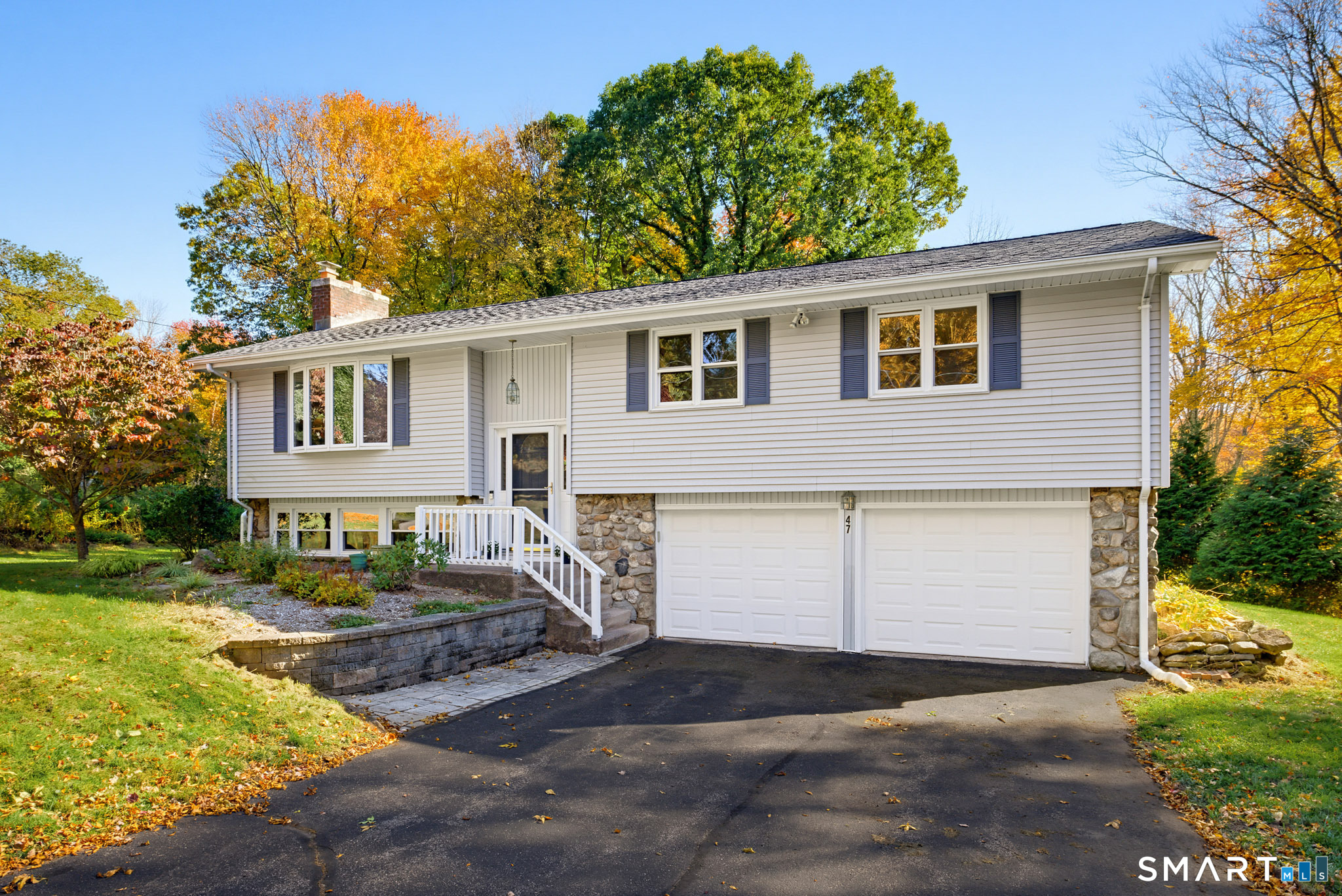 47 School Road Bolton CT 06043