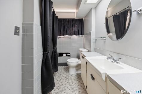 25 Morningside Drive Ansonia CT 06401