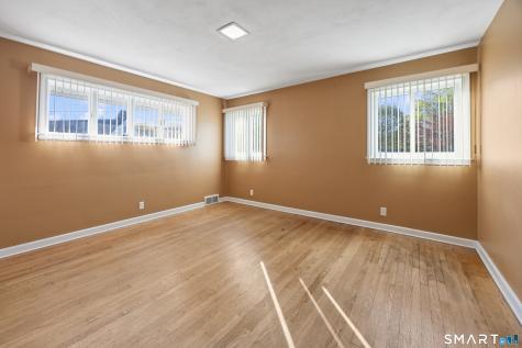 25 Morningside Drive Ansonia CT 06401