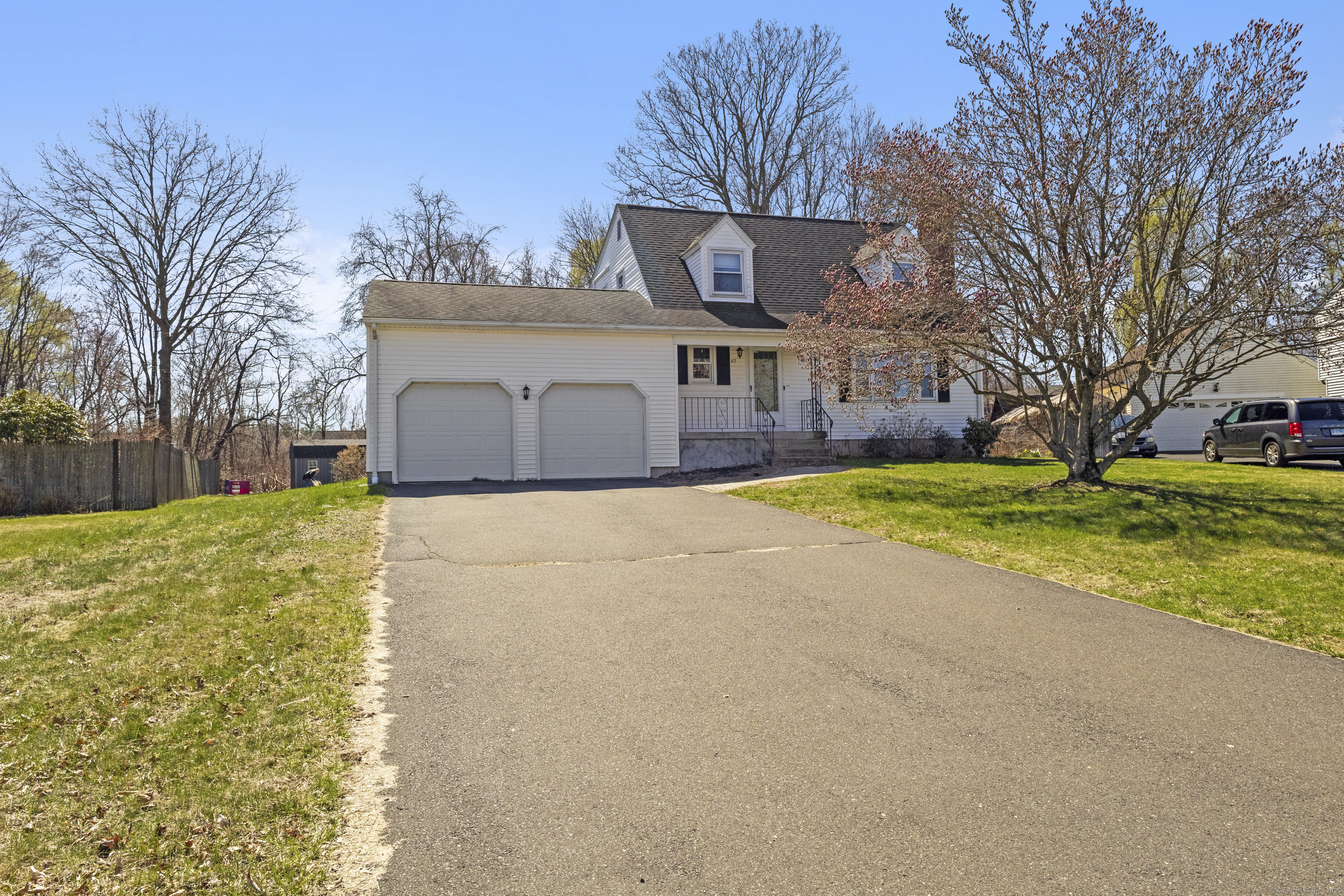 87 Summit Street Newington CT 06111