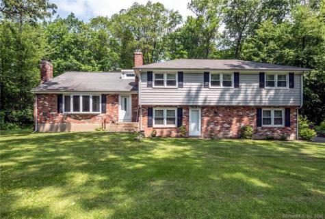 78 Bronson Road Avon CT 06001
