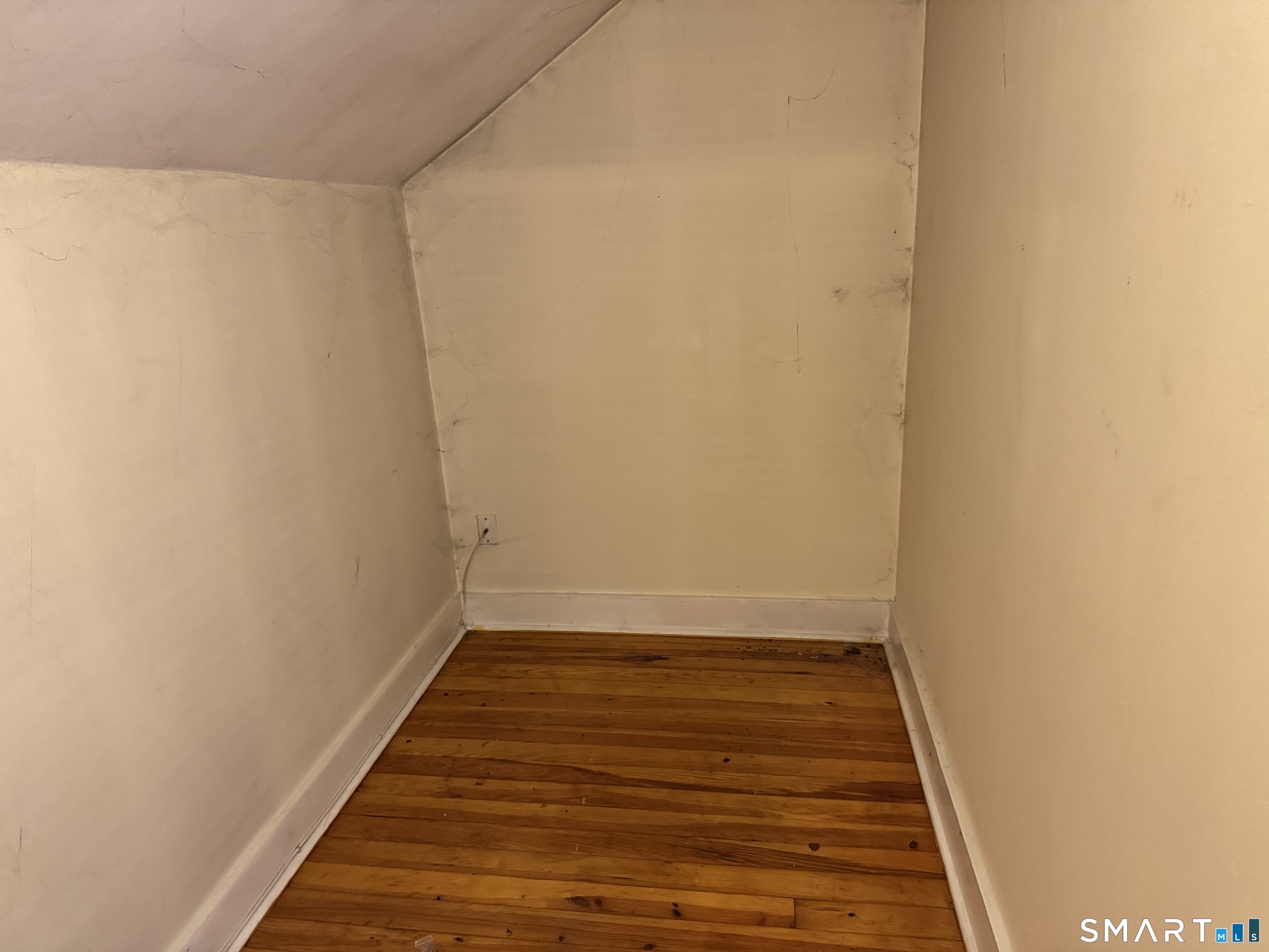 829 Racebrook Road Orange CT 06477