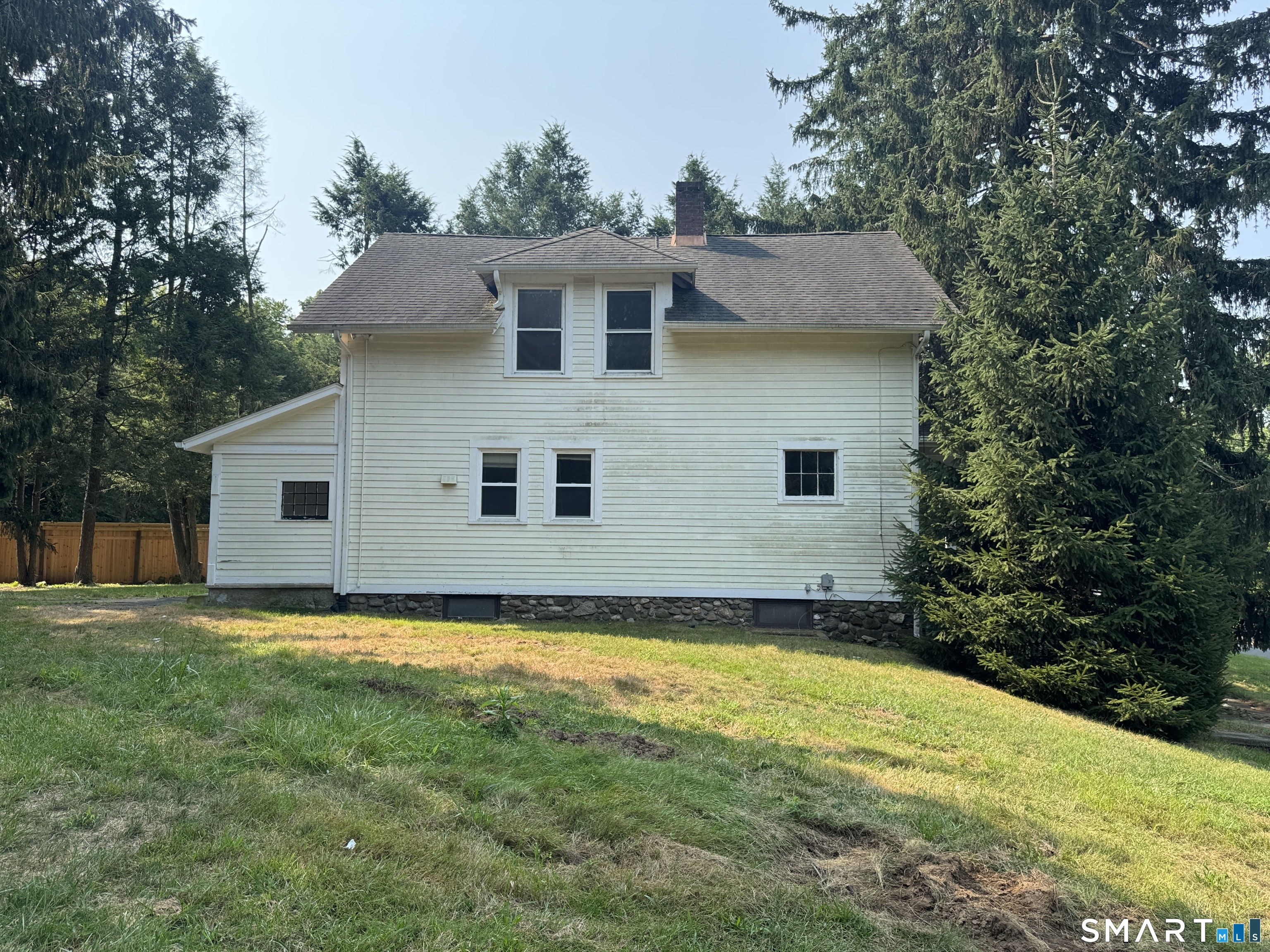 829 Racebrook Road Orange CT 06477