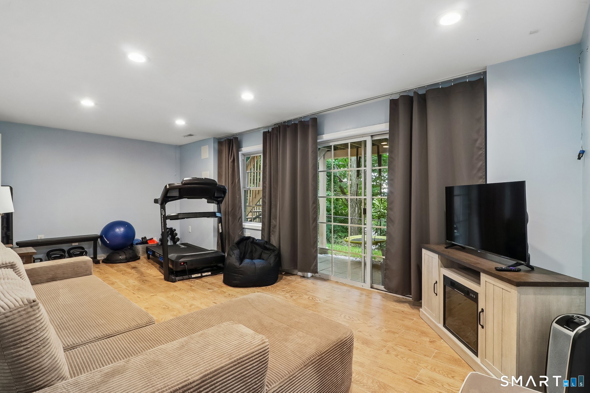 47 Adam Drive Newington CT 06111