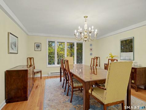 22 Maple Vale Drive Woodbridge CT 06525