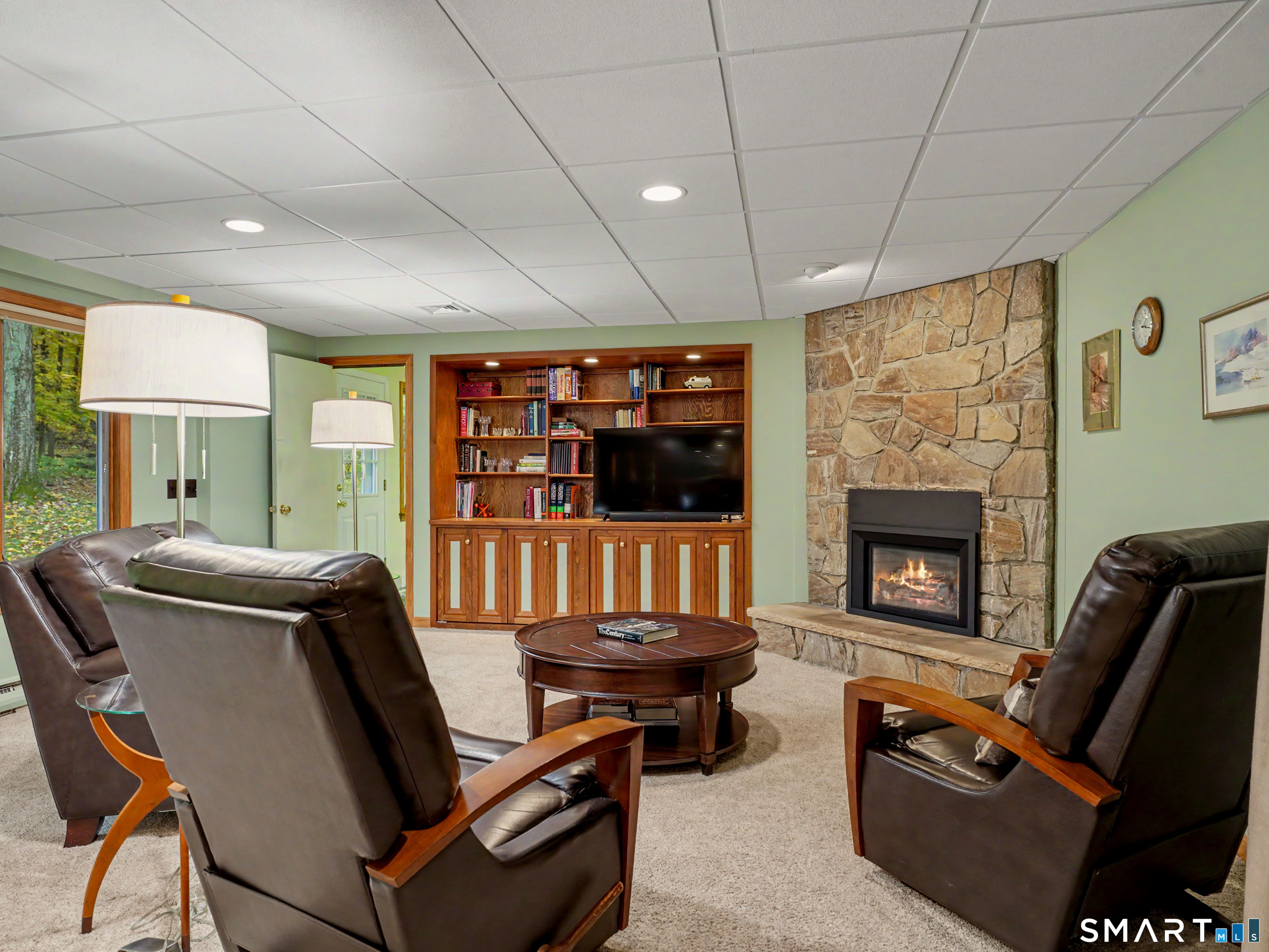 22 Maple Vale Drive Woodbridge CT 06525