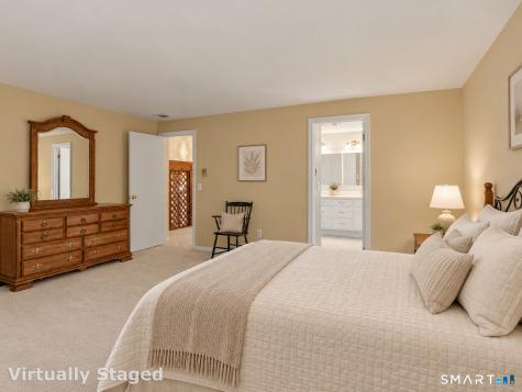 22 Maple Vale Drive Woodbridge CT 06525