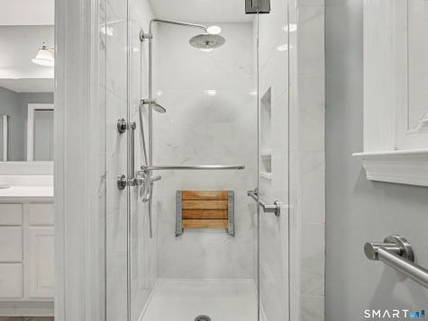 22 Maple Vale Drive Woodbridge CT 06525