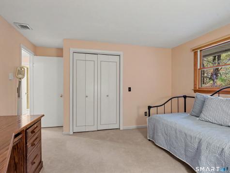 22 Maple Vale Drive Woodbridge CT 06525