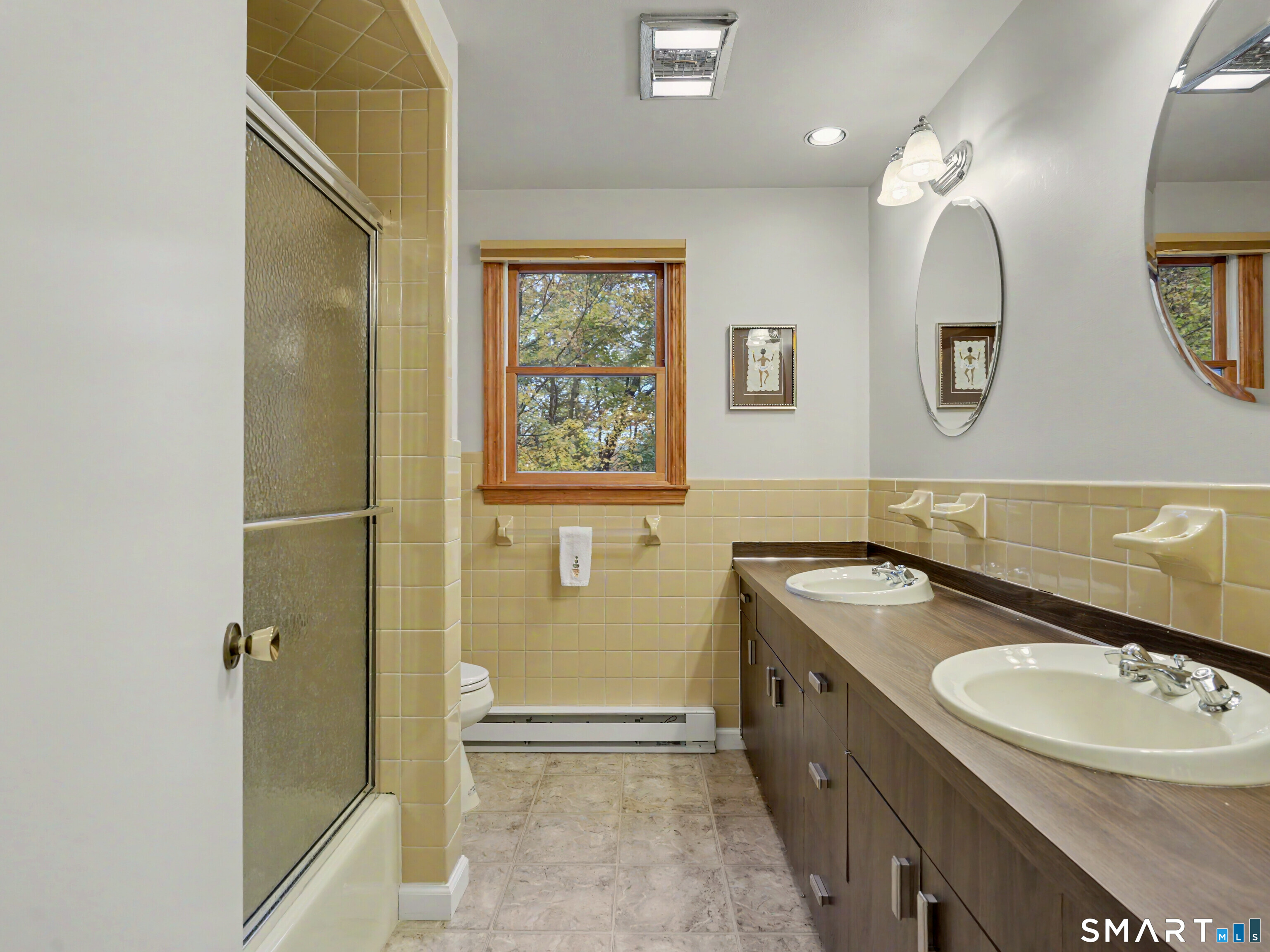 22 Maple Vale Drive Woodbridge CT 06525