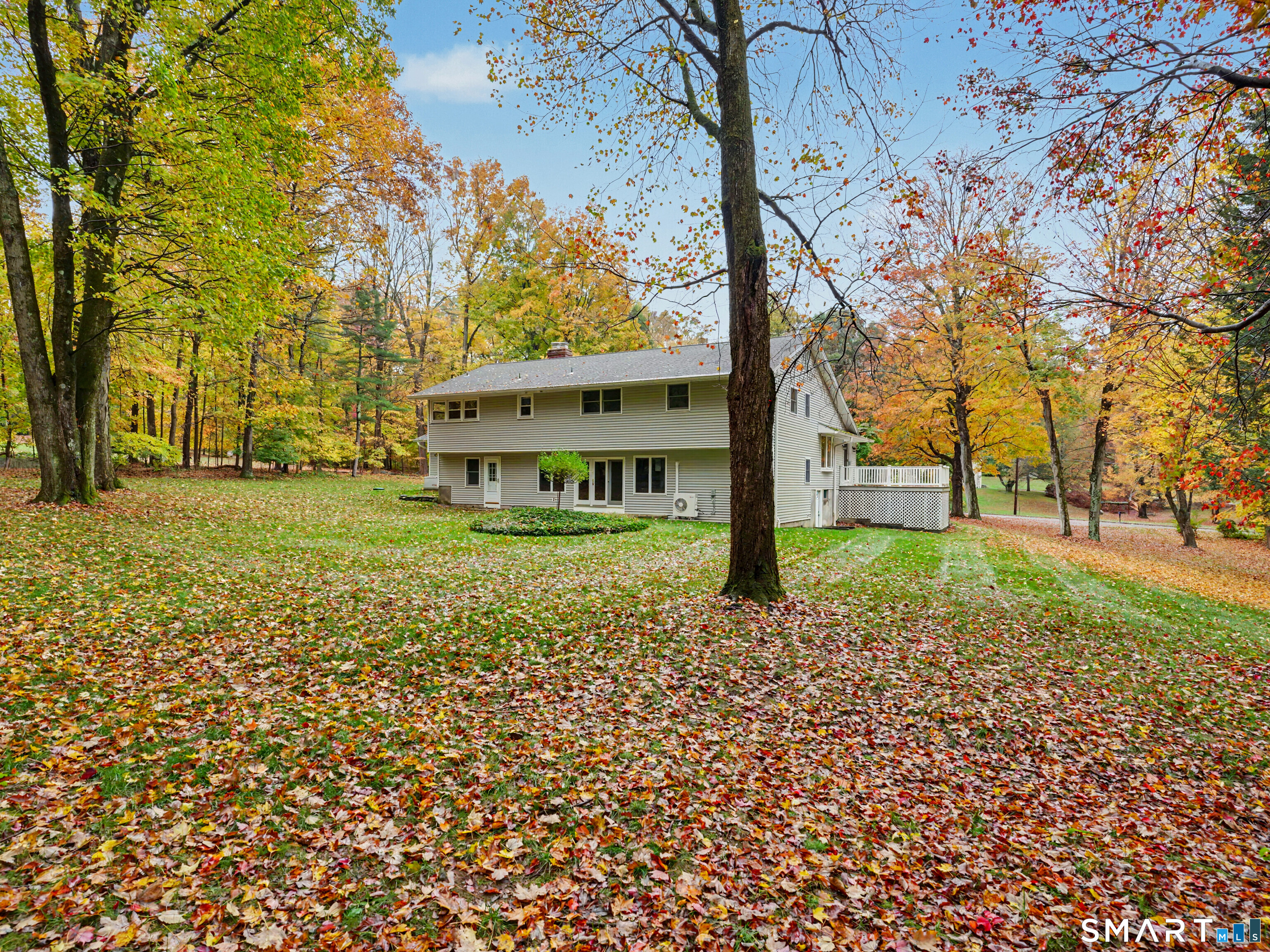 22 Maple Vale Drive Woodbridge CT 06525