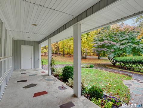 22 Maple Vale Drive Woodbridge CT 06525