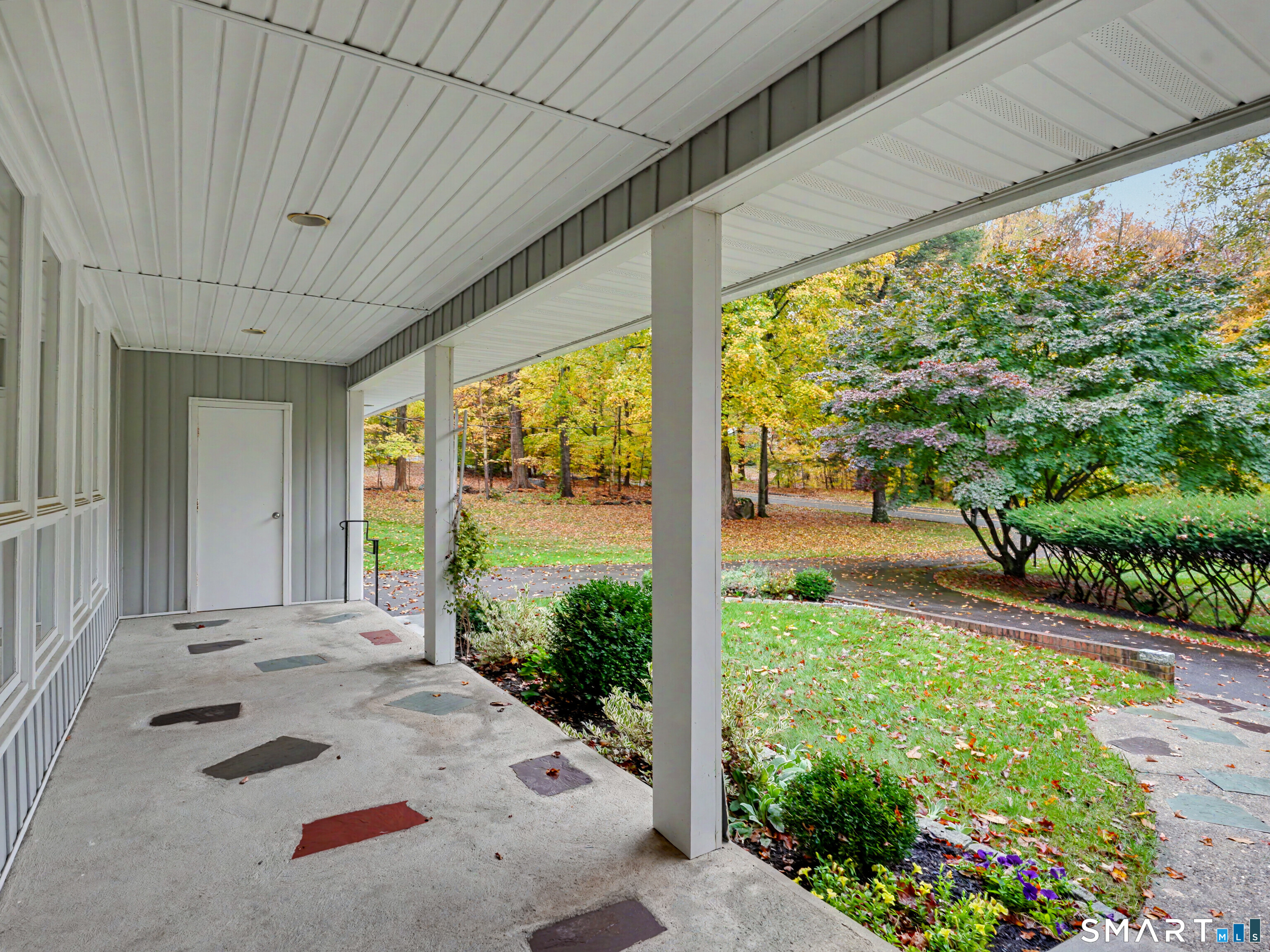 22 Maple Vale Drive Woodbridge CT 06525