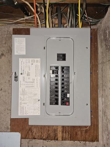 131 Country Lane East Hartford CT 06118