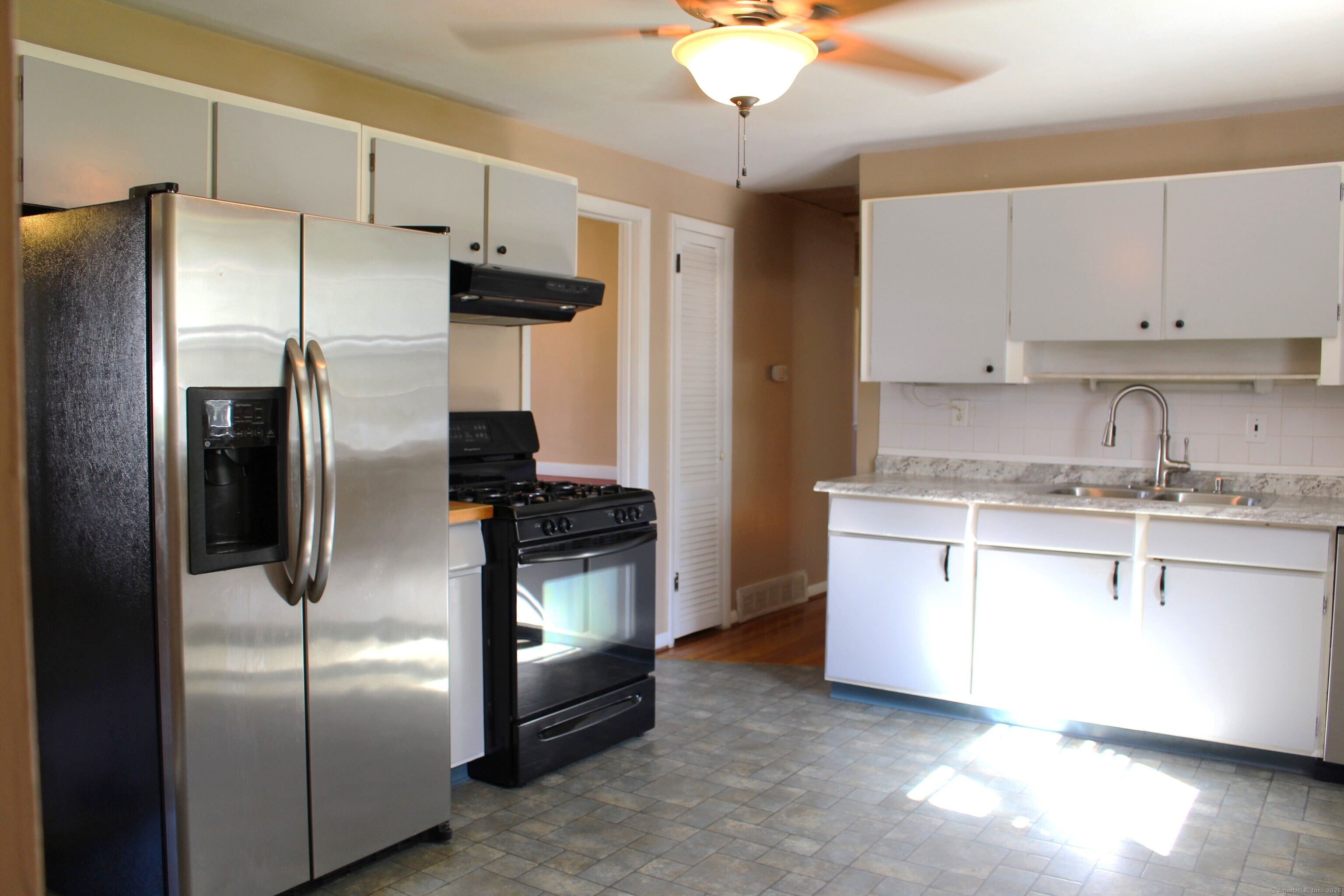 131 Country Lane East Hartford CT 06118