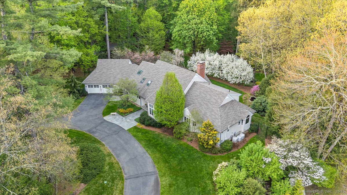 10 White Pine Lane West Hartford CT 06107