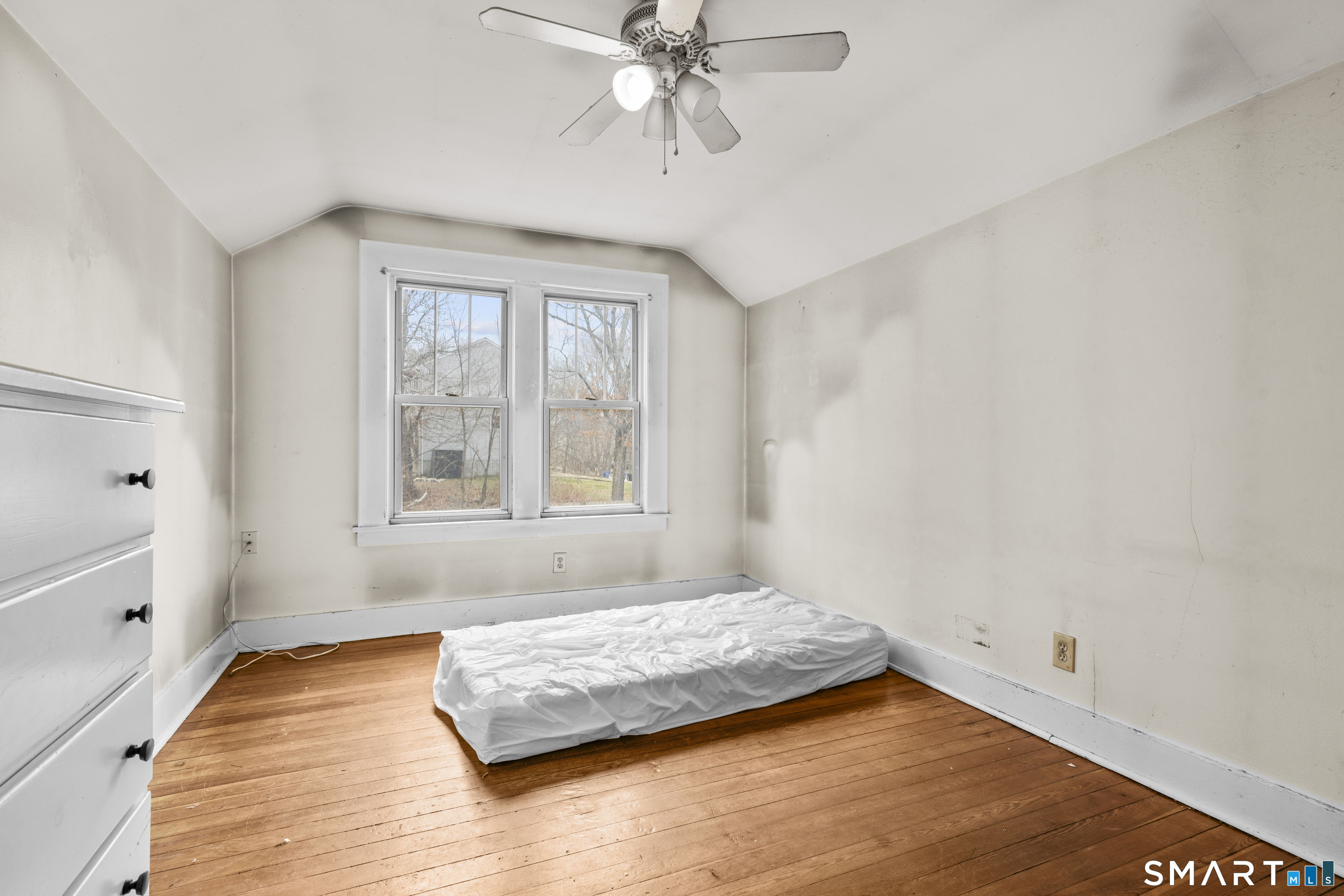 39 Oakridge Street Norwich CT 06360