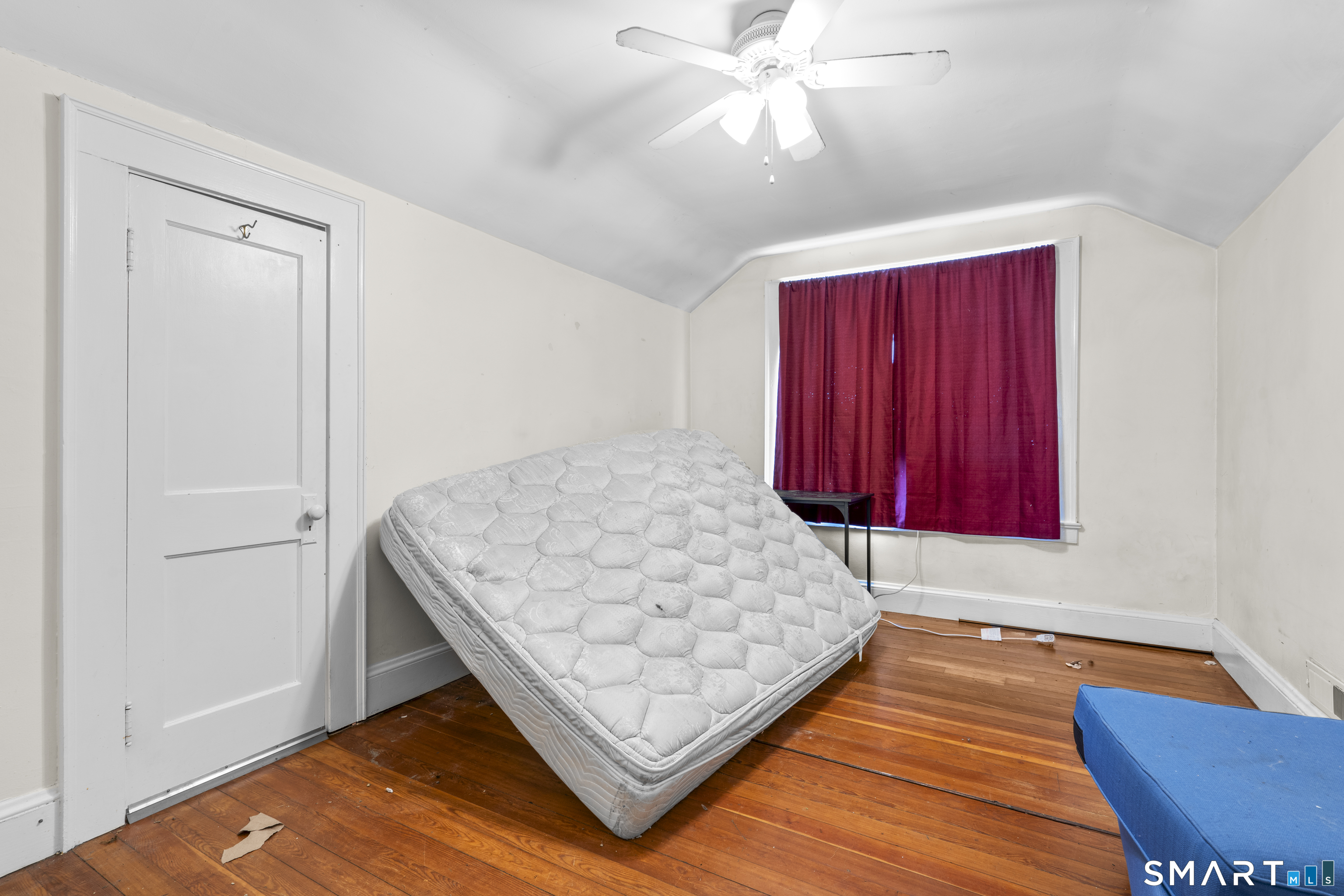 39 Oakridge Street Norwich CT 06360