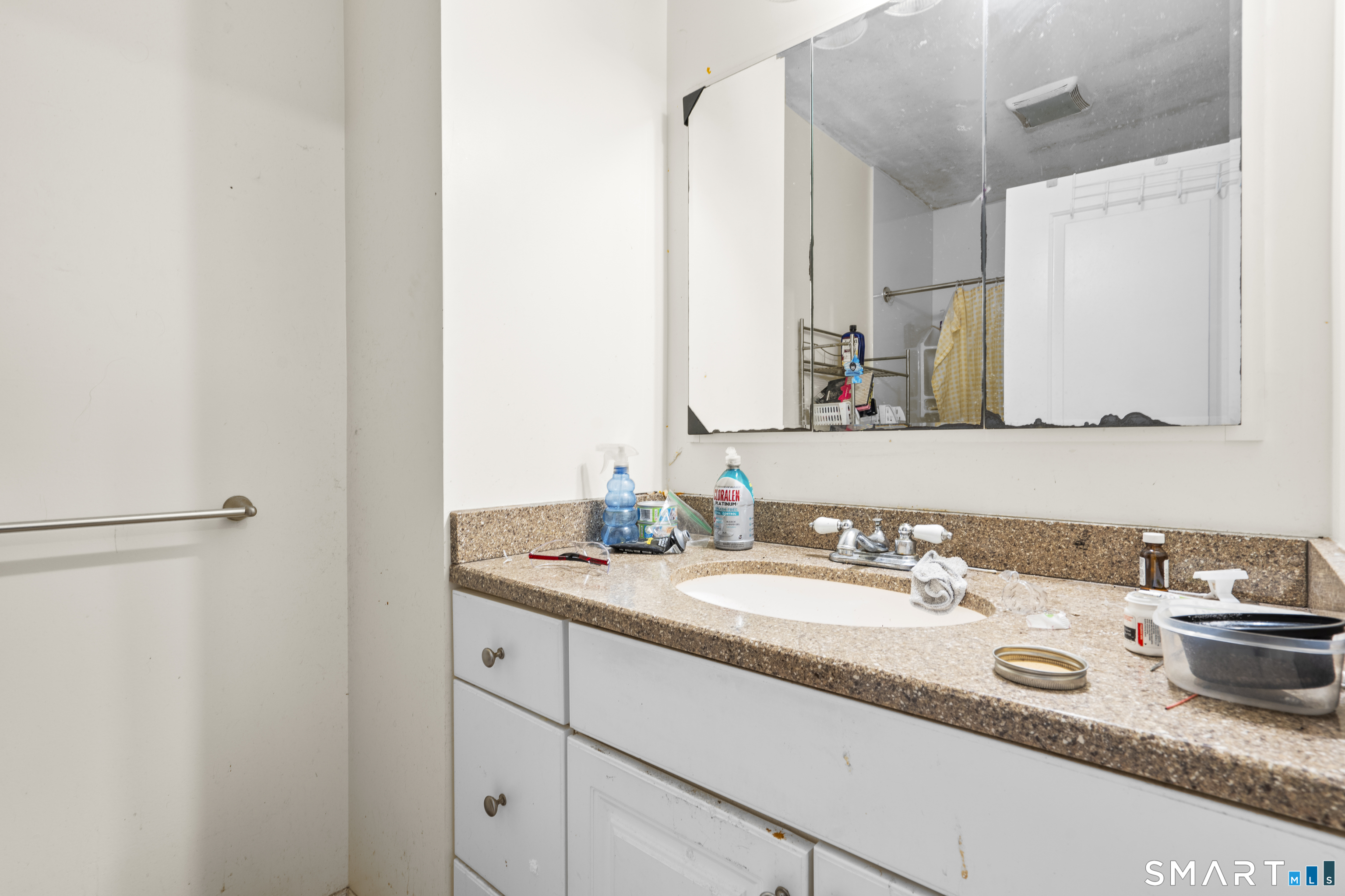 39 Oakridge Street Norwich CT 06360