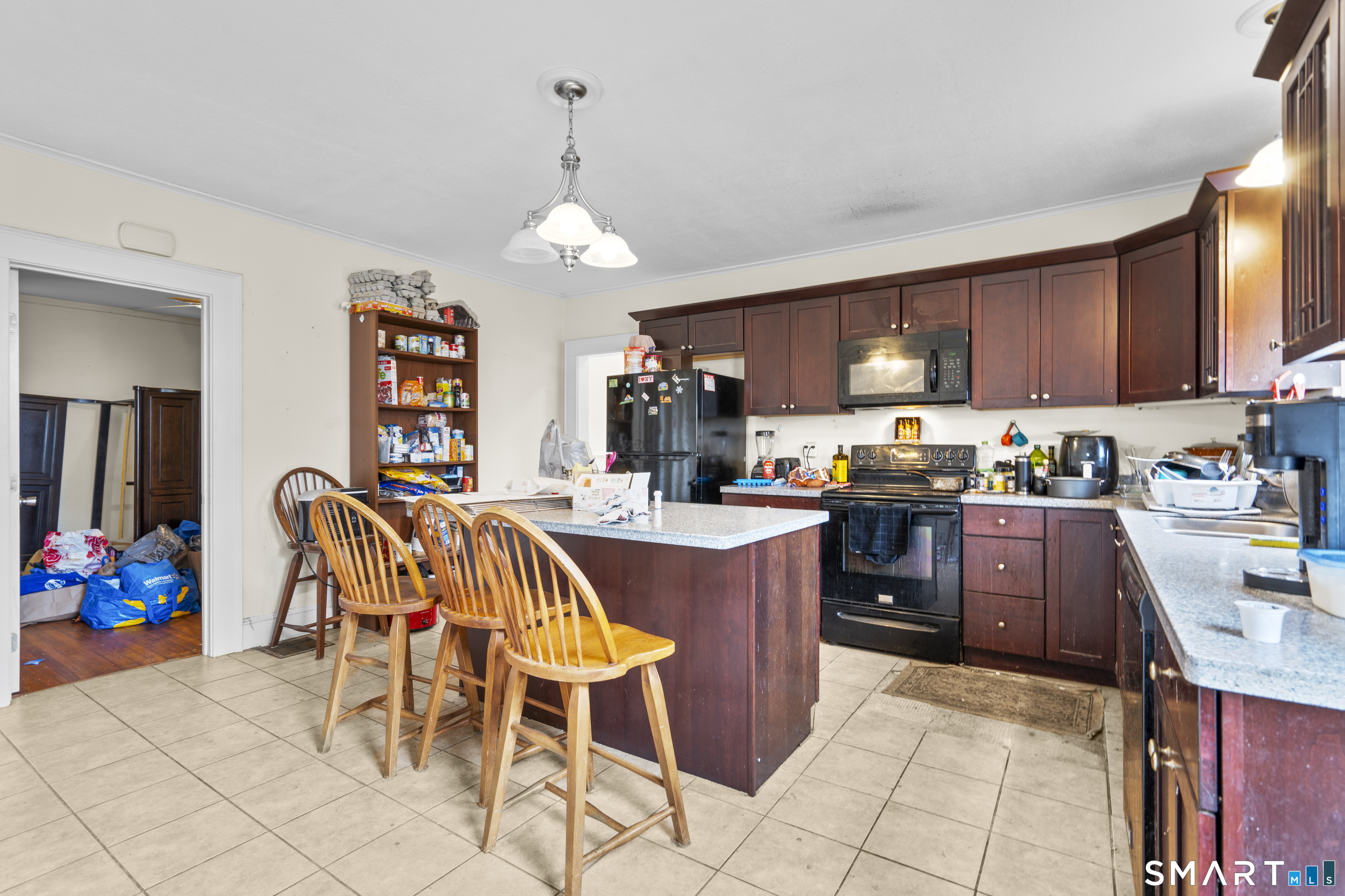 39 Oakridge Street Norwich CT 06360