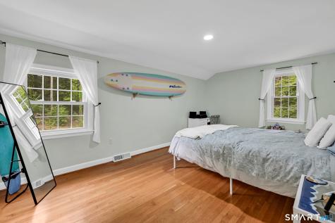 37 Madison Lane Simsbury CT 06092