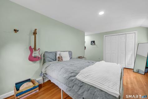 37 Madison Lane Simsbury CT 06092