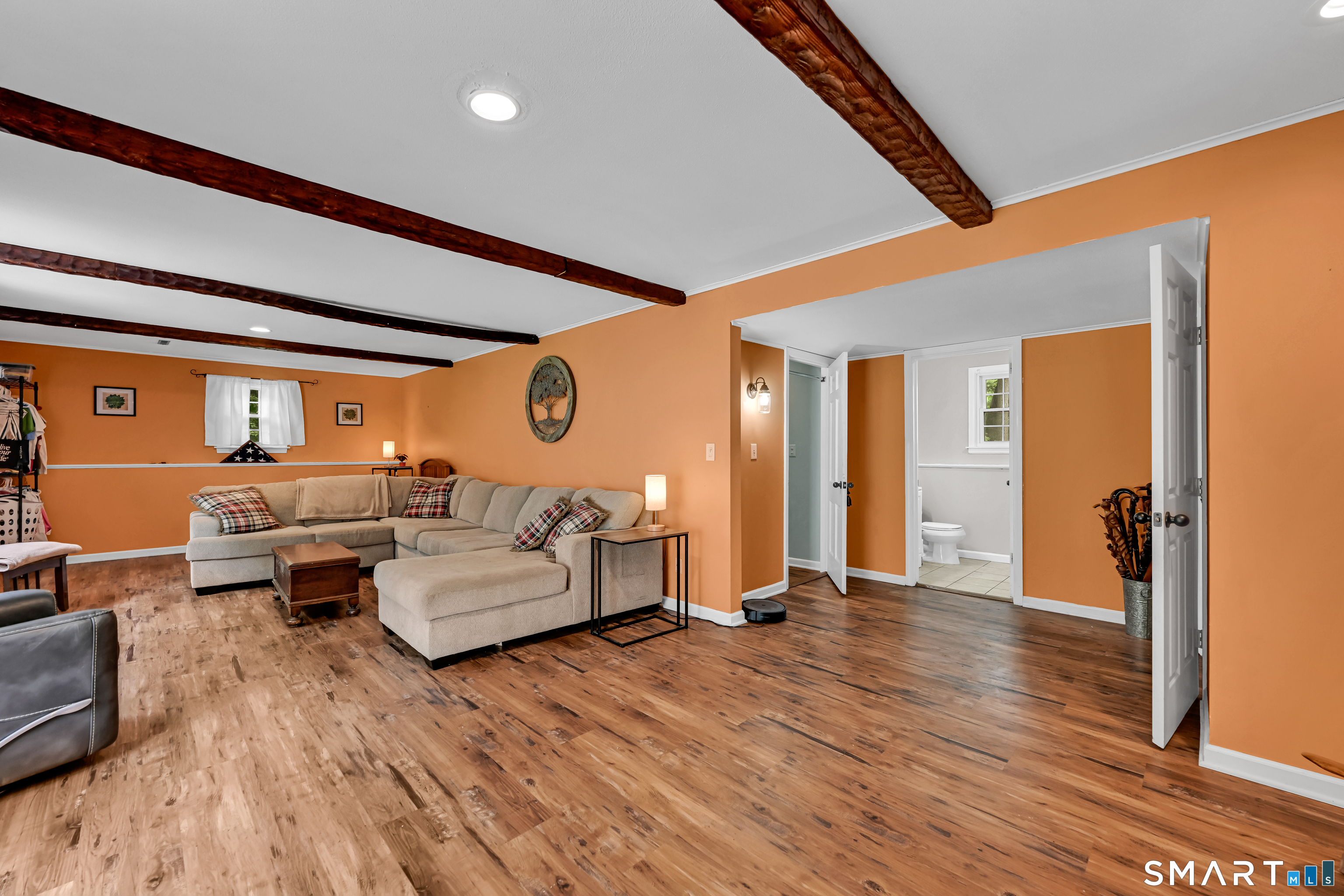 37 Madison Lane Simsbury CT 06092