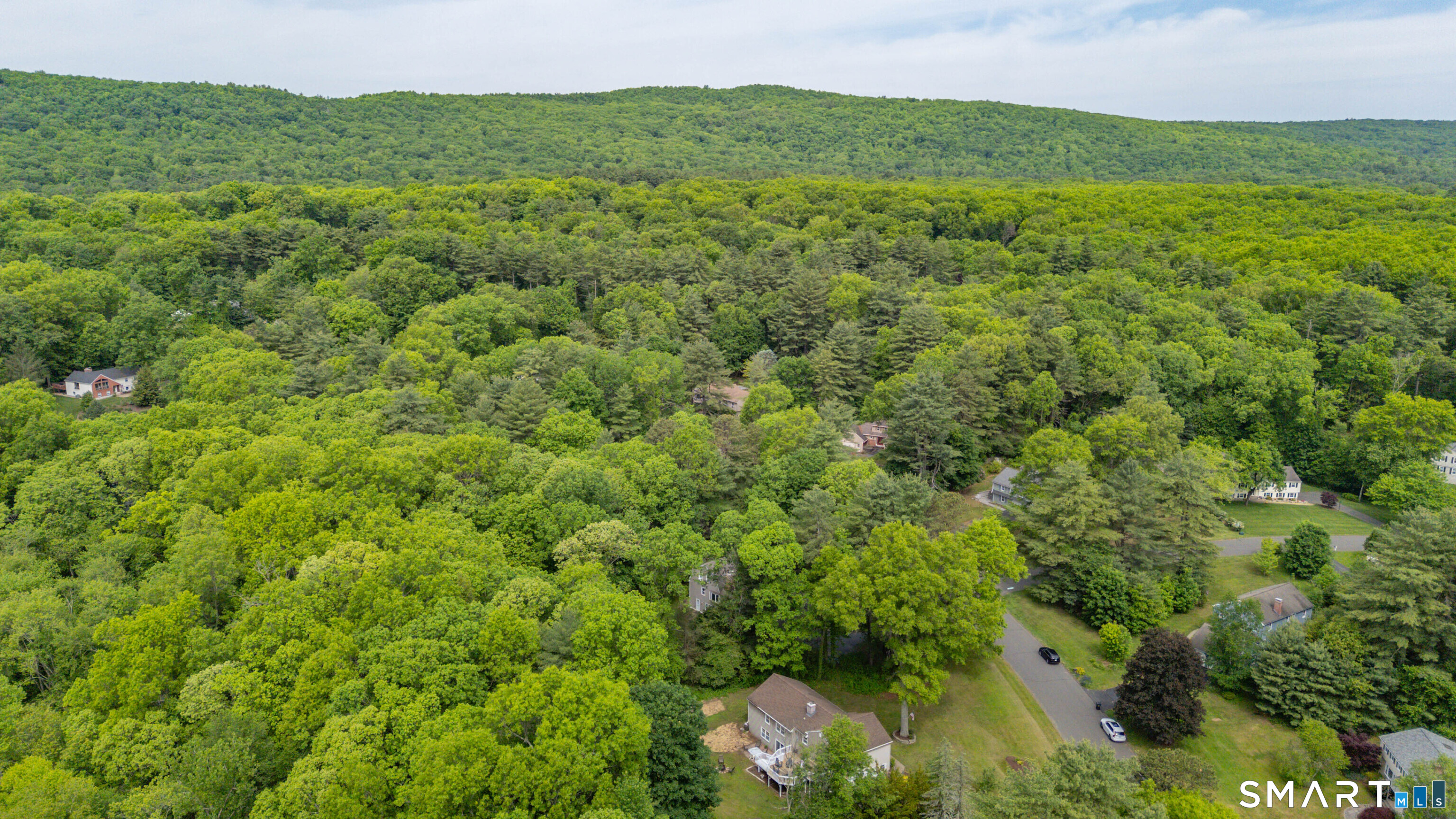 37 Madison Lane Simsbury CT 06092