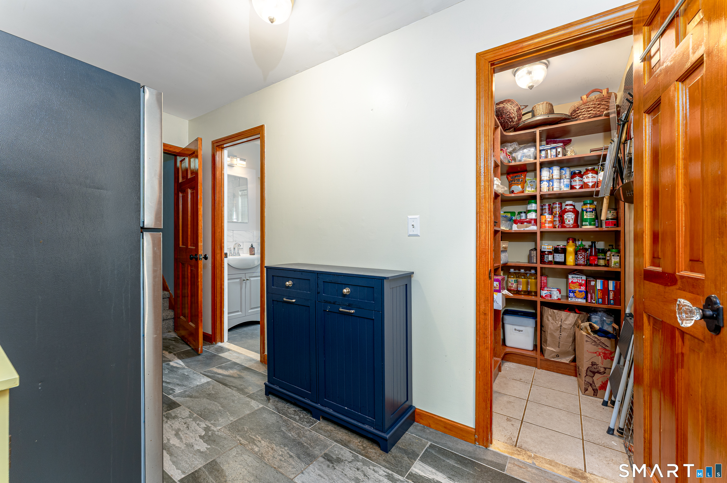 16 Benham Hill Place Hamden CT 06514