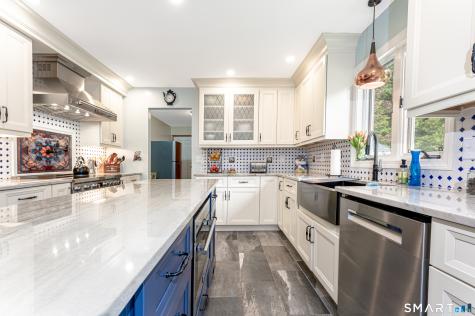 16 Benham Hill Place Hamden CT 06514