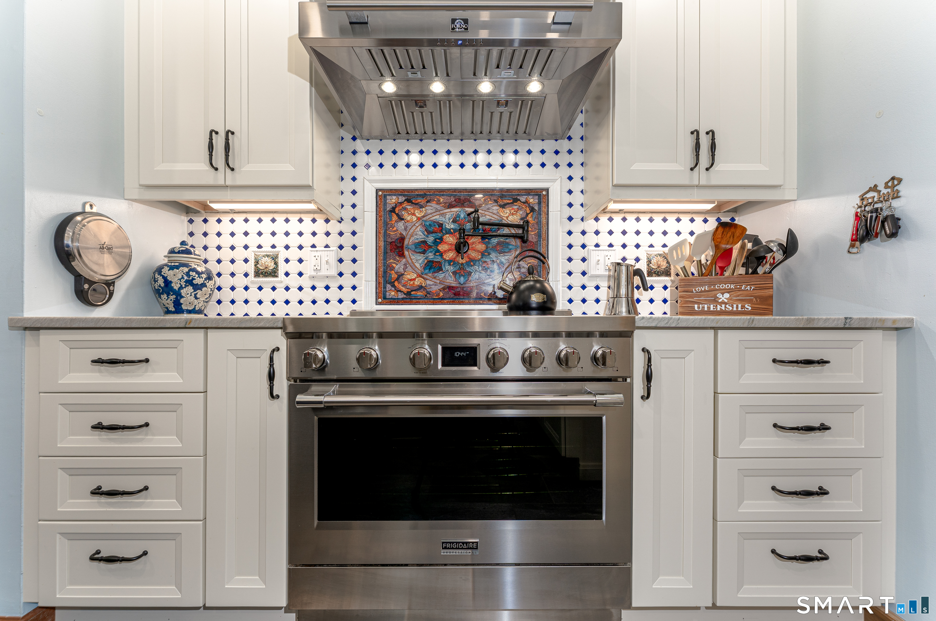 16 Benham Hill Place Hamden CT 06514