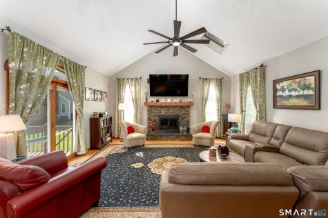 16 Benham Hill Place Hamden CT 06514