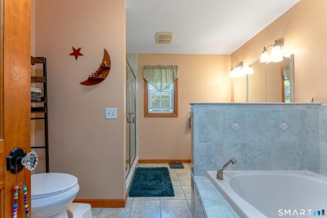 16 Benham Hill Place Hamden CT 06514