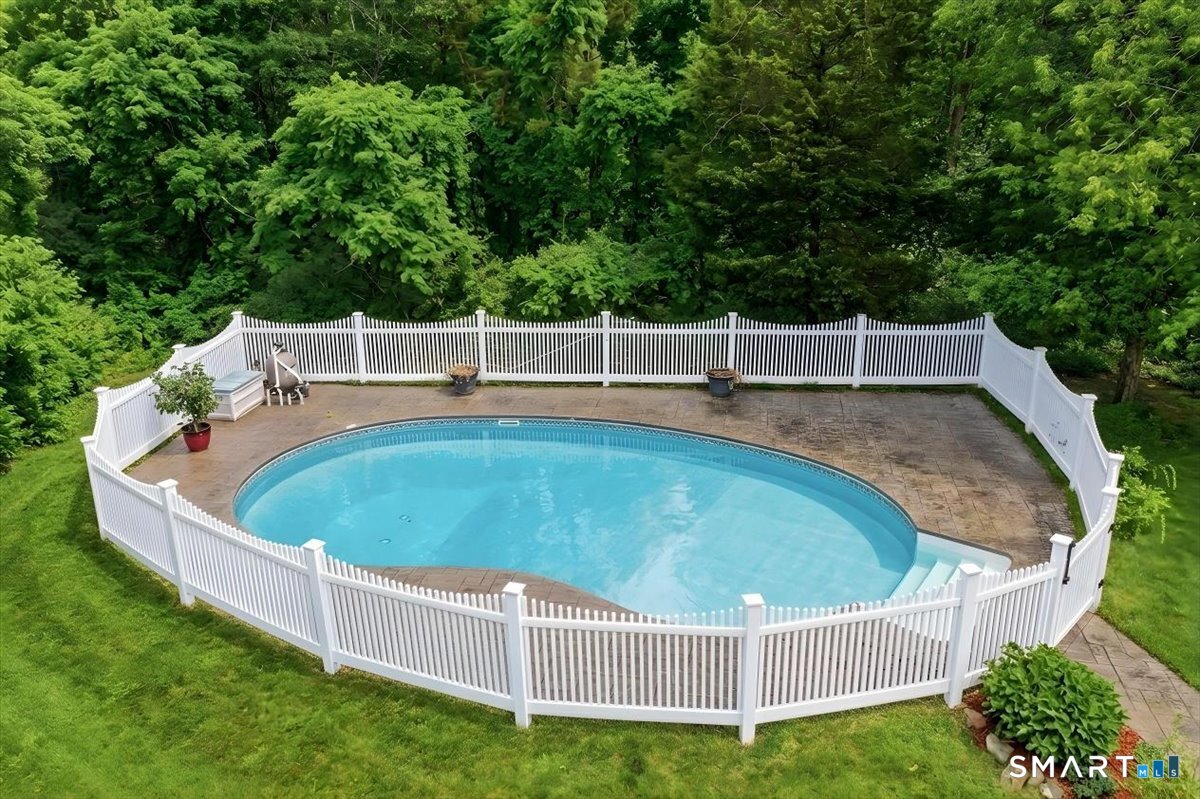 3 Lucienne Way Ledyard CT 06339