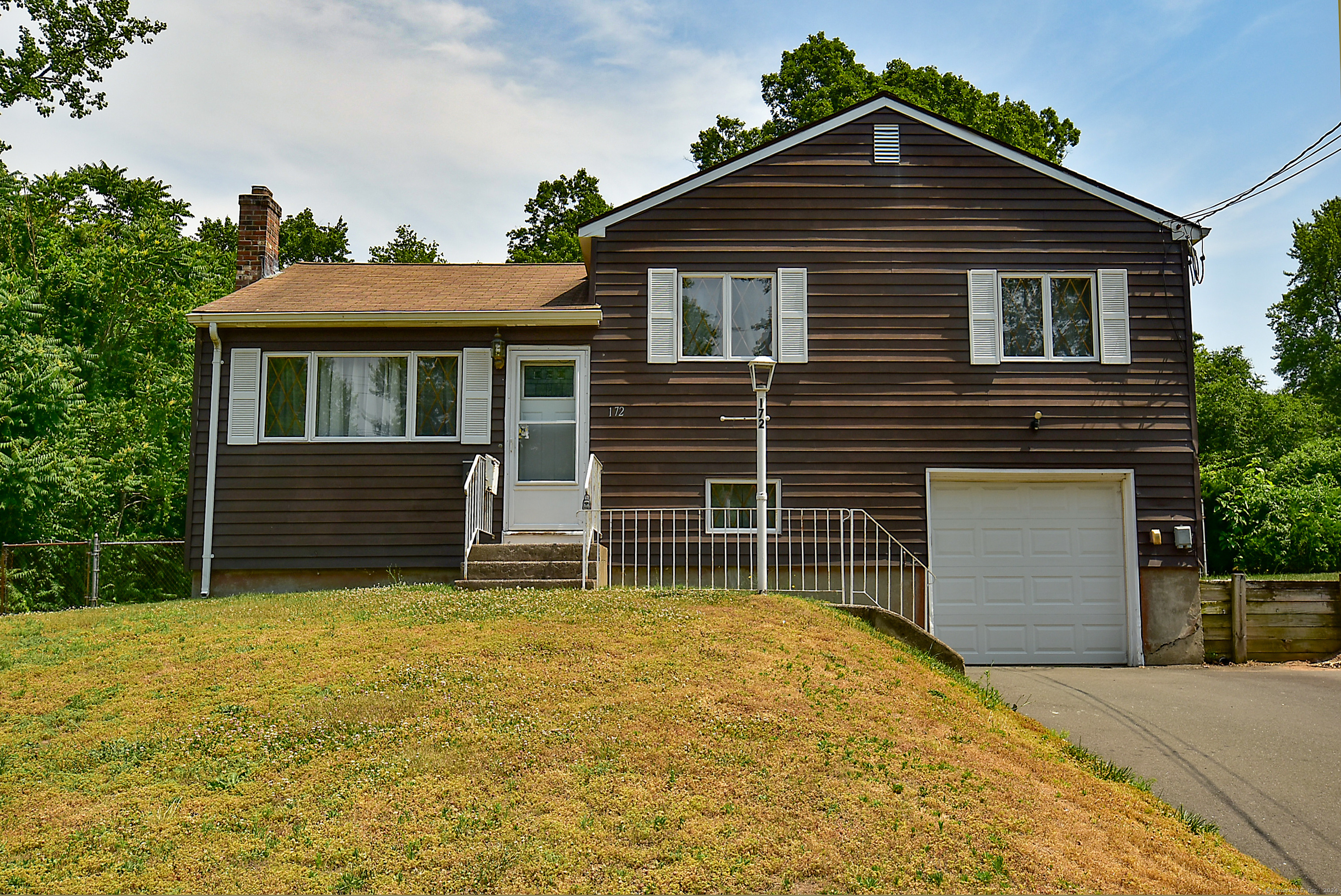 172 Sandra Drive East Hartford CT 06118
