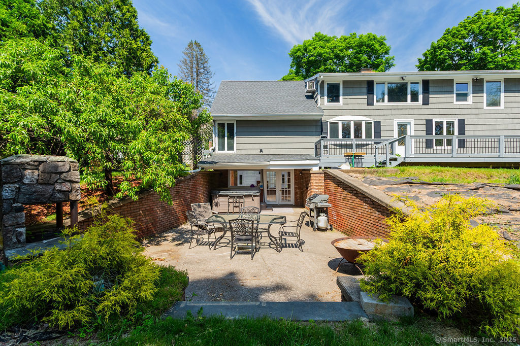 32 Redwood Drive Bethel CT 06801