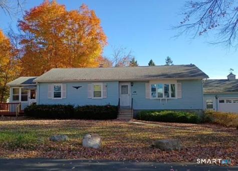 22 Houlton Street Watertown CT 06779