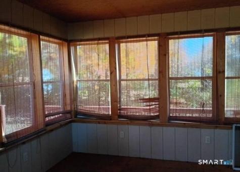 22 Houlton Street Watertown CT 06779