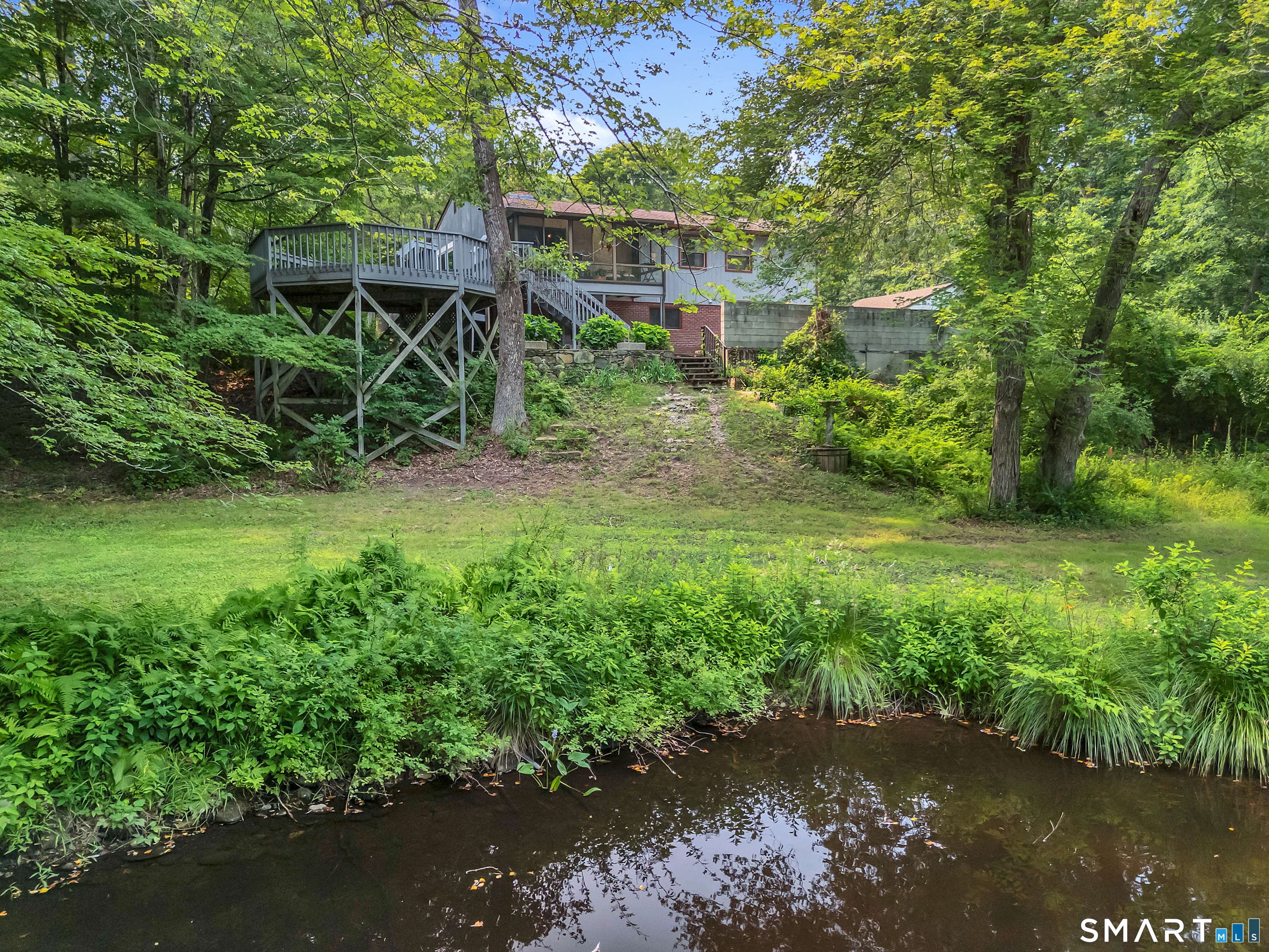 470 Cossaduck Hill Road North Stonington CT 06359