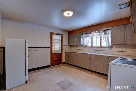 137 Lincoln Street Naugatuck CT 06770