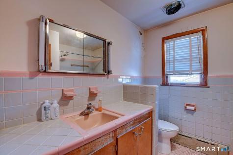 137 Lincoln Street Naugatuck CT 06770