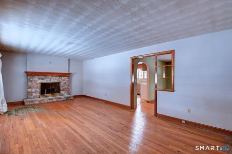 137 Lincoln Street Naugatuck CT 06770