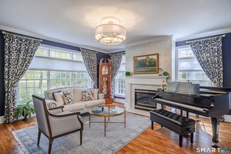 14 Merlins Lane Newtown CT 06470