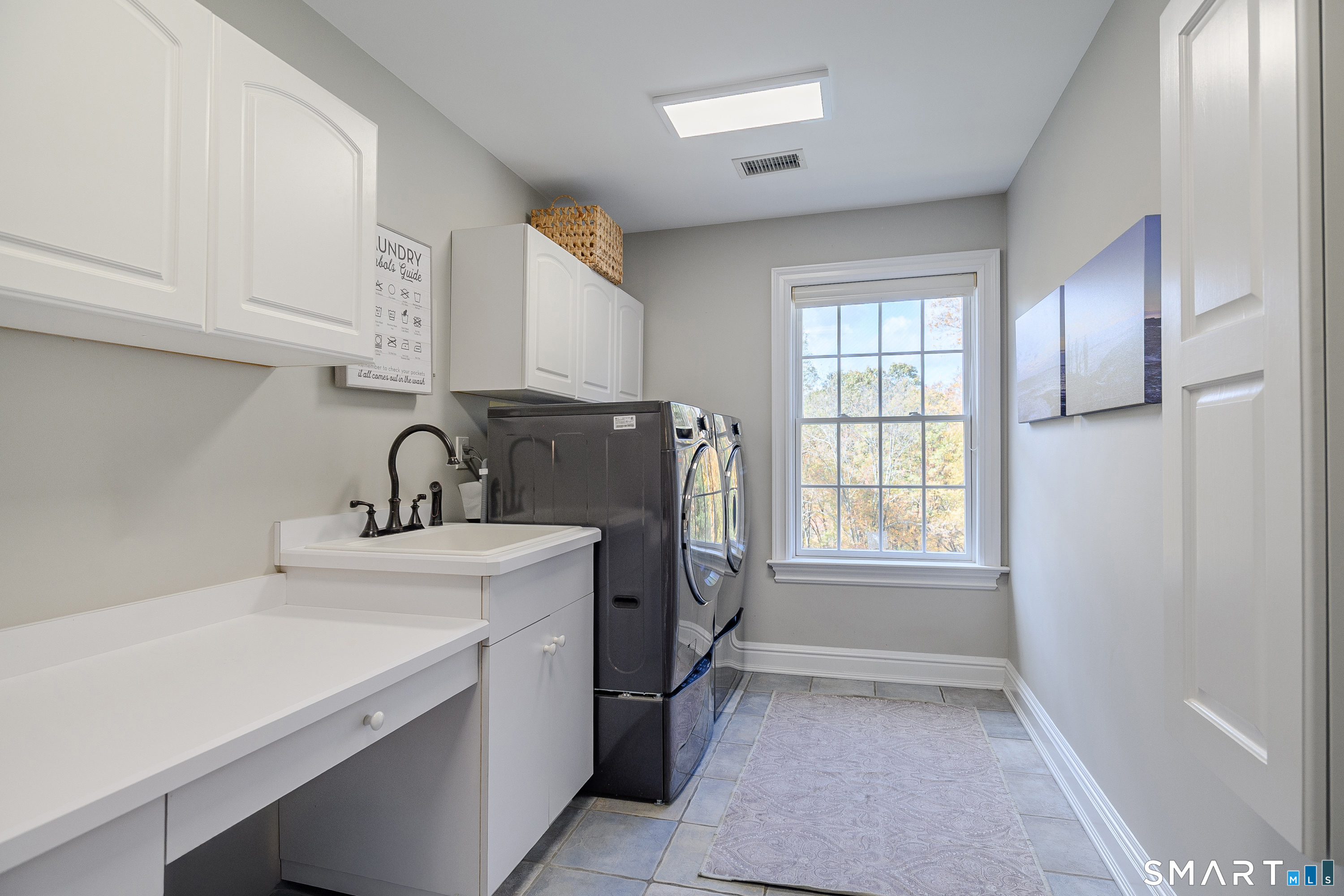 14 Merlins Lane Newtown CT 06470