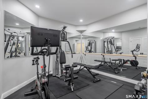 14 Merlins Lane Newtown CT 06470