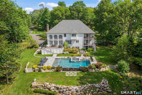 14 Merlins Lane Newtown CT 06470