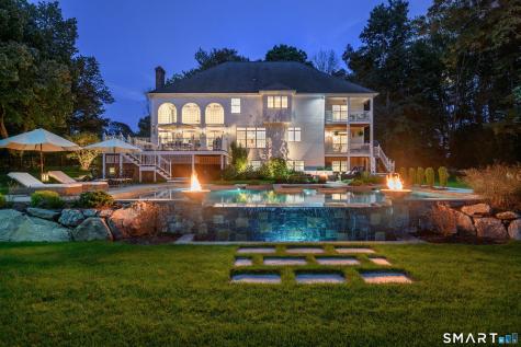 14 Merlins Lane Newtown CT 06470