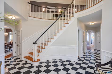 14 Merlins Lane Newtown CT 06470
