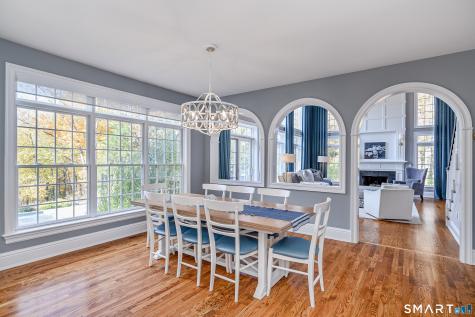 14 Merlins Lane Newtown CT 06470